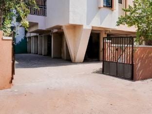 Collection O Veerbhadra Nagar Baner Vacation rental in Pune