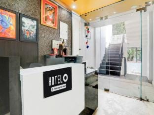 Hotel O Insaf Nagar Munshipuliya Vacation rental in Lucknow