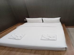 Premium Double Retreat  Unwind in Style Vacation rental in Bangkok