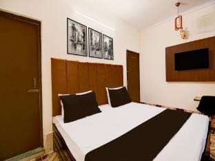 Super Hotel O Benia Park Formerly Parv Vacation rental in Varanasi