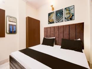 Super Hotel O Benia Park Formerly Parv Vacation rental in Varanasi