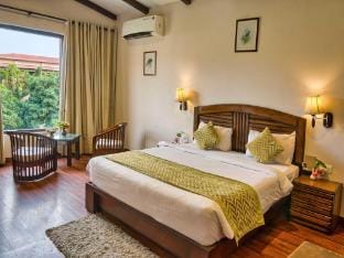 Luxury Room in Corbett with Infinity Pool Vacation rental in Uttarakhand