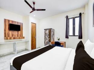 Hotel O Sector 25 Near Iskcon Temple Vacation rental in Delhi