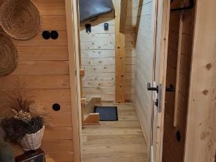 Echo Valley Hillside Holiday Home with Sauna - Two Bedroom Holiday Home with Sauna Vacation rental in Slovenia