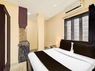 Hotel O Kothapet Near Omini Vacation rental in Hyderabad