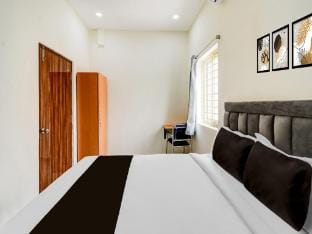 Townhouse Oak LB Metro Station Vacation rental in Hyderabad
