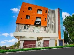 Collection O Jagatpura Vacation rental in Jaipur