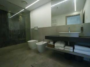 bedroom holiday home Vacation rental in Torri del Benaco