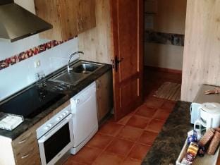 Cottage in Navas de Estena near Cabaneros Park Vacation rental in Castile-La Mancha