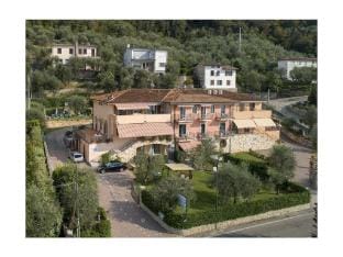 Holiday apartment with 0 bedrooms Vacation rental in Brenzone sul Garda