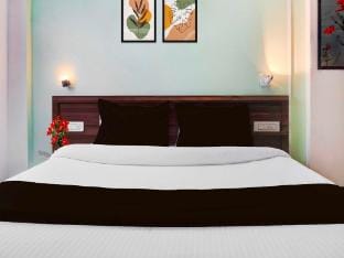 Super Collection O Ambegaon Road Katraj Vacation rental in Pune