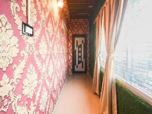 Super Hotel O Champasari Siliguri Vacation rental in West Bengal