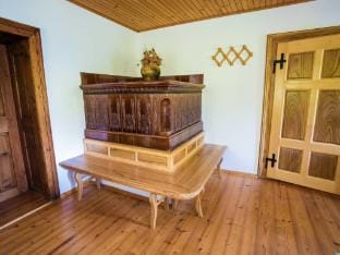Rustic Authentic Holiday Home with Terrace and Wood Stove - Three Bedroom Holiday Home with Terrace Vacation rental in Slovenia