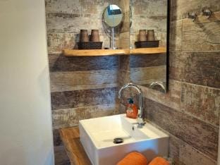 Holiday Home Nadira - Two Bedroom Apartment Vacation rental in Croatia