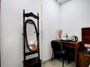 Super Chinar Park Near Airport Vacation rental in Kolkata