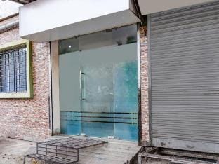 Hotel O Jessore Road Kolkata Skyline Serenity Vacation rental in Kolkata