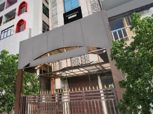 Super Townhouse Kankarbagh Formerly Kunwar Alcajar Vacation rental in India