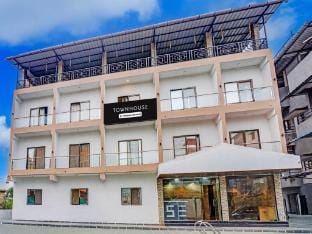 Townhouse Oak Pawana Road Lonavala Vacation rental in Lonavla