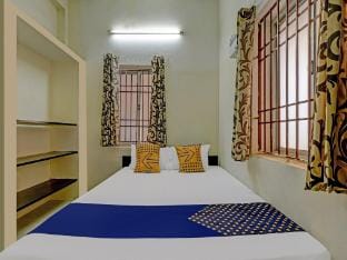 Collection O Velachery Railway Junction Vacation rental in Chennai