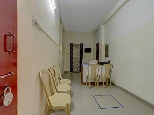 Collection O Velachery Railway Junction Vacation rental in Chennai
