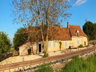 Gites for 2 people at a chateau with a garden Vacation rental in Centre-Val de Loire