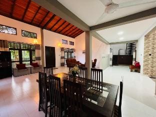 Hidden Gem - Family Stay Vacation rental in Tangalle