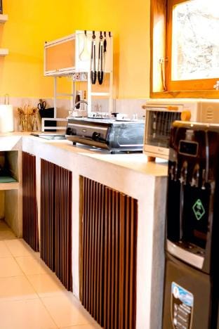 1 Bed Villa Kuta Sofa bed Smart TV Fast Wi-Fi Vacation rental in Pujut