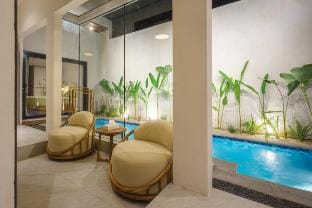 Paradise Villa 2 Bedroom with Pool in Kuta Vacation rental in Pujut