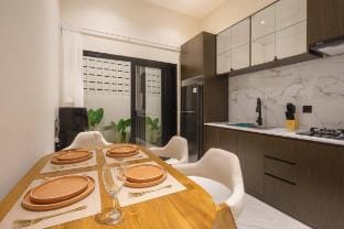 Paradise Villa 2 Bedroom with Pool in Kuta Vacation rental in Pujut