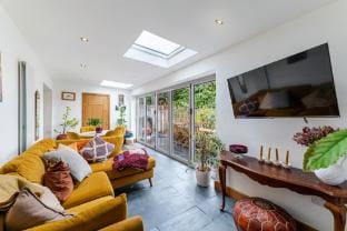 Whimsical Countryside Escape with Sprawling Garden Vacation rental in Bristol