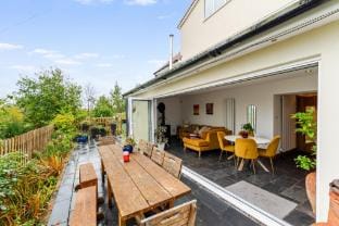 Whimsical Countryside Escape with Sprawling Garden Vacation rental in Bristol