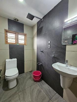 Spacious 2BHK Homestay with Balcony. Vacation rental in Kerala