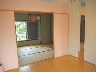 【50%オフ】貸切一軒家/関西空港から10分/日根野駅前/The Palm guest house Vacation rental in Sennan
