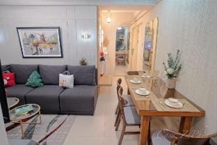 Casa Zaphia Stylish 2BR• Near Makati, BGC, Ortigas Vacation rental in Manila City