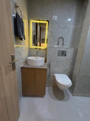 THE CROWN Studio A Luxury Stay Vacation rental in Noida