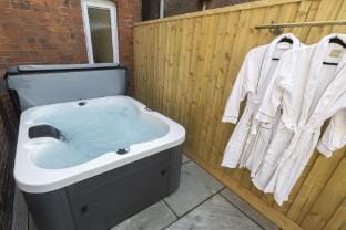 Beautiful 3-Bed Home with Hot Tub in Ross-on-Wye Vacation rental in Ross-on-Wye
