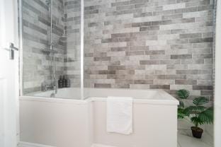 Dawley ProStay – Parking + Fast WiFi Vacation rental in Telford