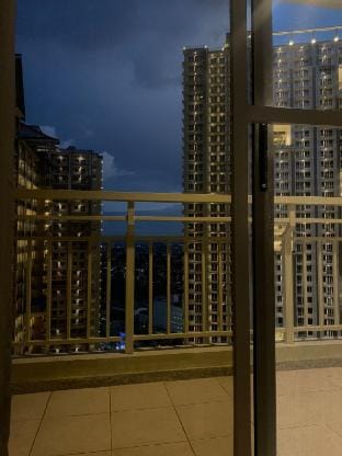 1 BR Siesta Space 38th flr in Prisma Residences Vacation rental in Pasig