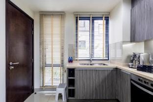 Premium 5 bedrooms villa with rooftop pool in Laguna Park Apartment in Choeng Thale