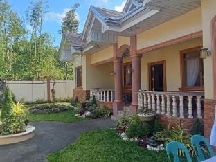 Albert AirBNB Vacation rental in Tagaytay
