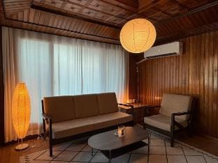 Cozy place just a 3 min walk from the base gate 1F Vacation rental in Pyeongtaek-si