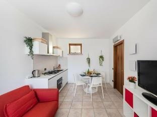 Mandorli 118 Comfortable holiday residence Vacation rental in Desenzano del Garda