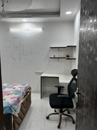 Just like your Home, have fun with it. Vacation rental in Delhi