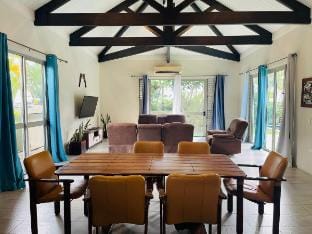 Vanuakula Luxury Escapes- Luxury 4Bed Villa  Vacation rental in Western Division, Fiji