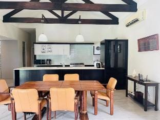 Vanuakula Luxury Escapes- Luxury 4Bed Villa  Vacation rental in Western Division, Fiji