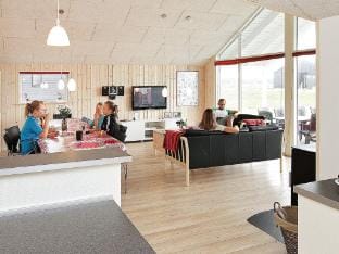 Luxury Beach House for 14 - By Traum Ferienwohnungen Vacation rental in Løkken