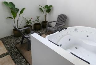 San Juan Lux Jacuzzi Suite Paliton -Solar&Starlink Vacation rental in Siquijor
