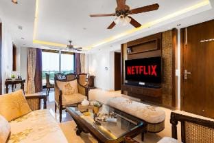 The Majestic Crown - 2BHK luxury home by Viraalay Vacation rental in Jaipur