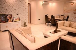 Cyber Farm - Premium 3BR Farm Stay  Farm Stay in Noida