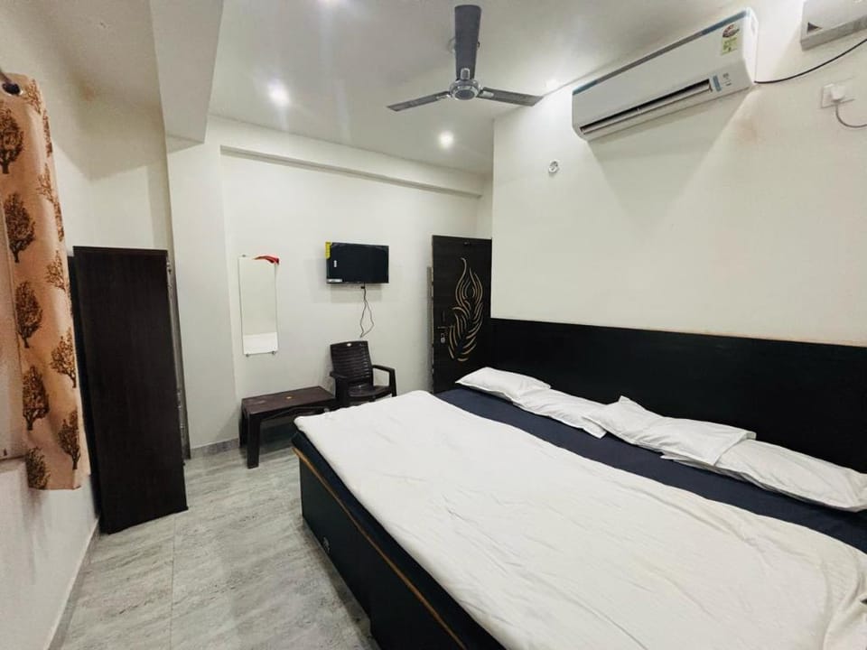 BNC LEGACY HOMESTAY Hotel in Varanasi